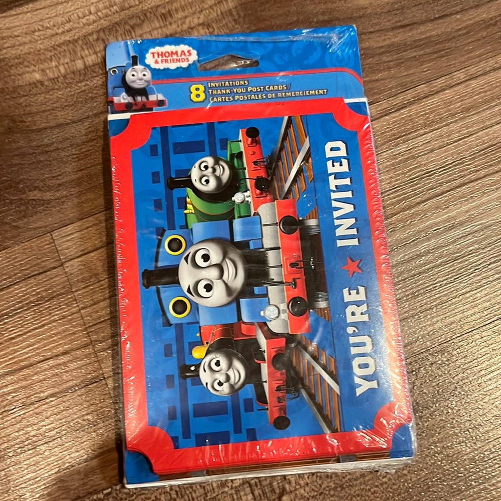 8 new Thomas & friends party invitations